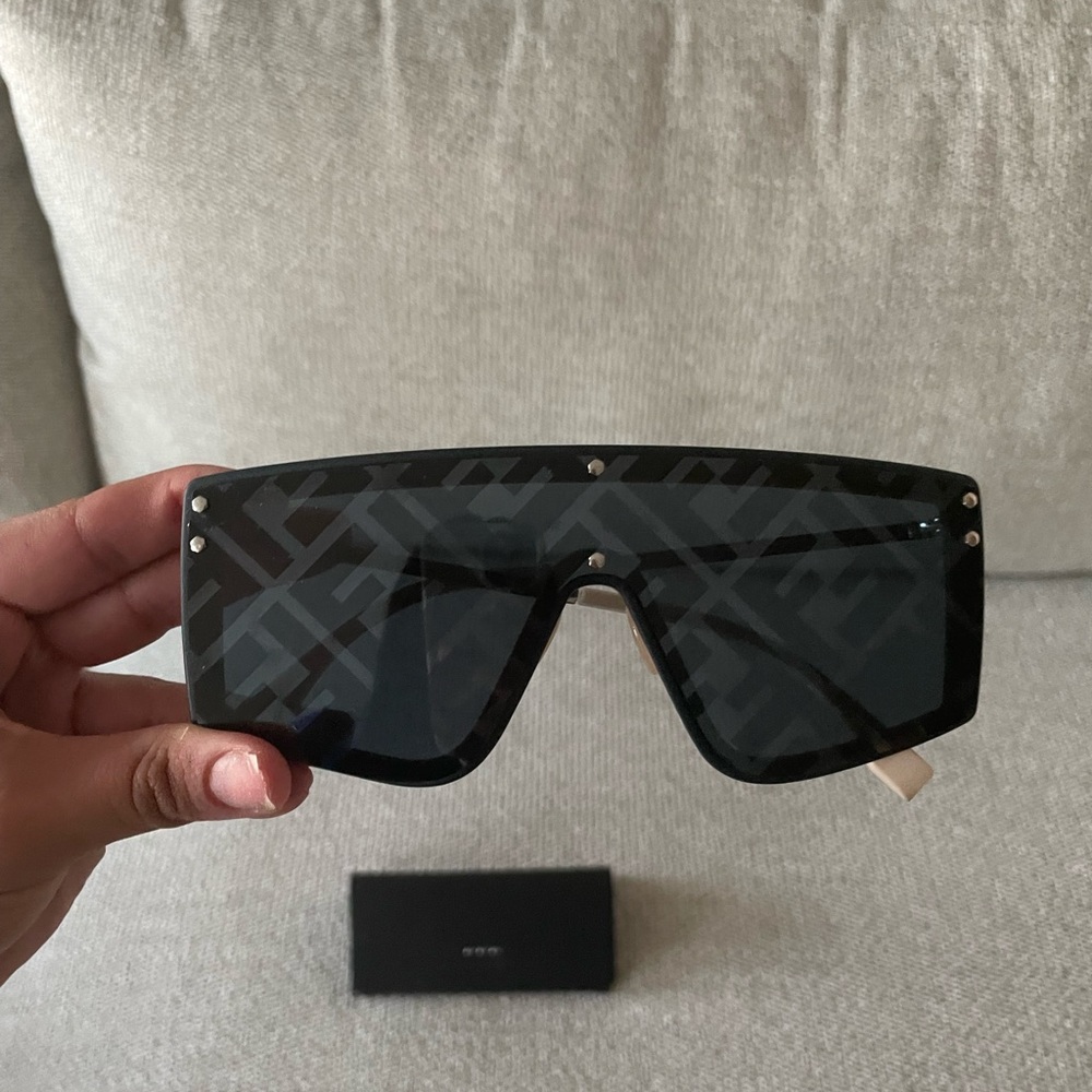 Fendi sunglasses
